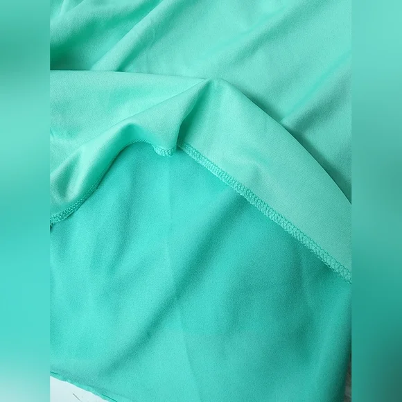 Dress - Picture 10 of 11